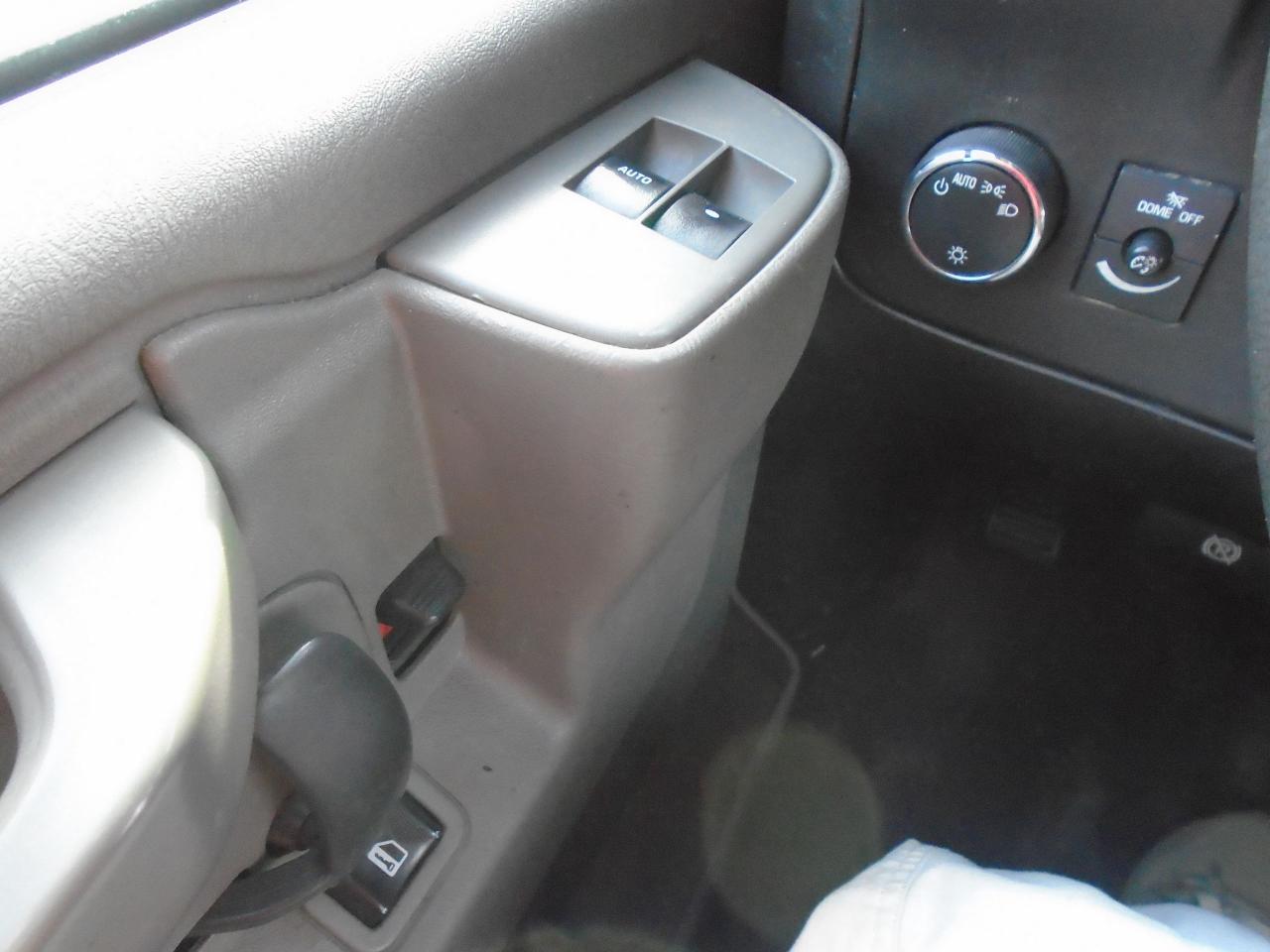 2018 Chevrolet Express 2500 Extended G2500 RWD 155 - Photo #5