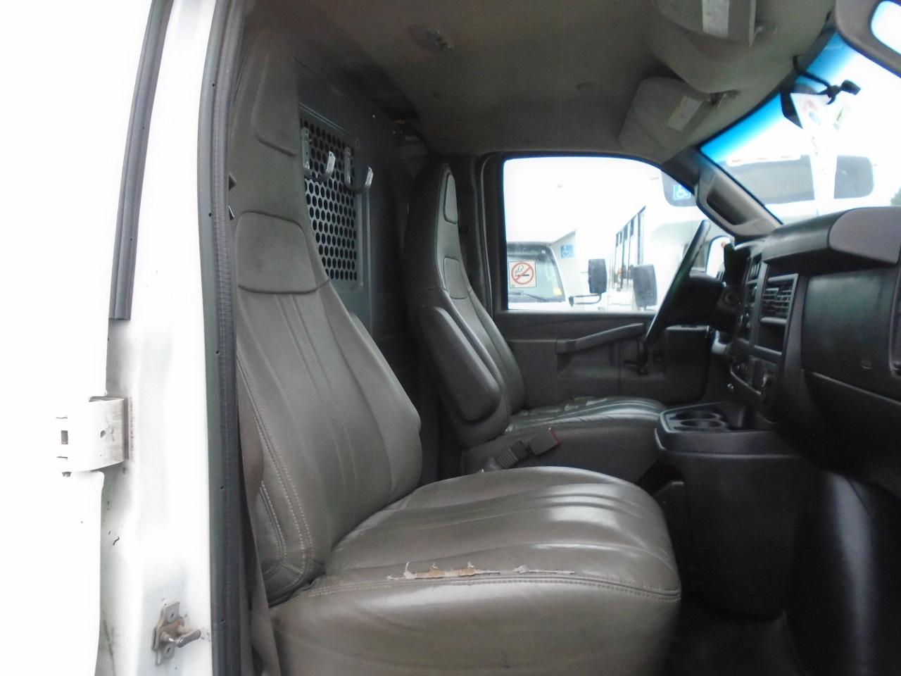 2018 Chevrolet Express 2500 Extended G2500 RWD 155 - Photo #13
