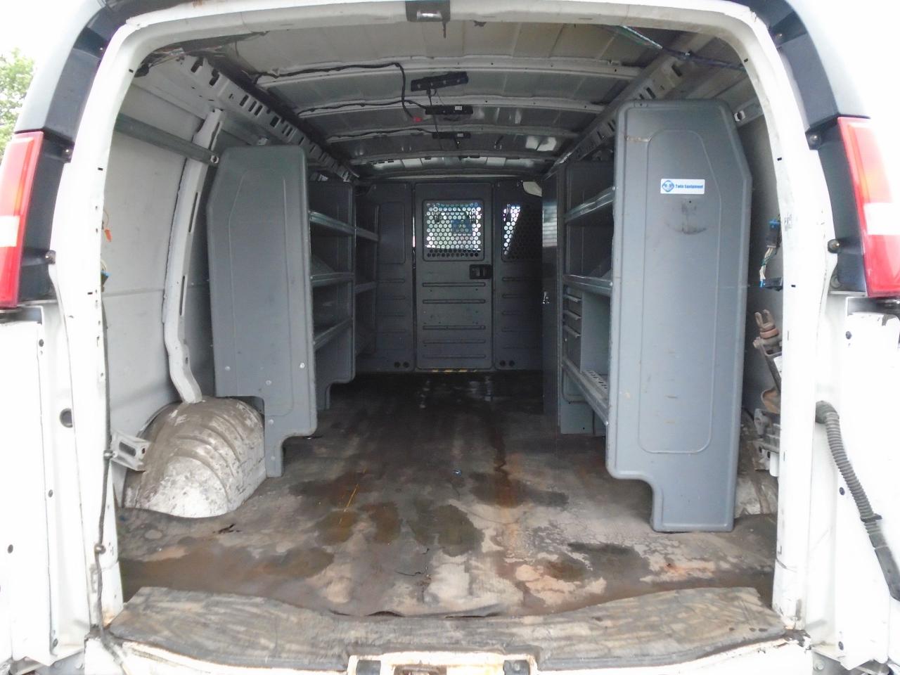 2018 Chevrolet Express 2500 Extended G2500 RWD 155 - Photo #17
