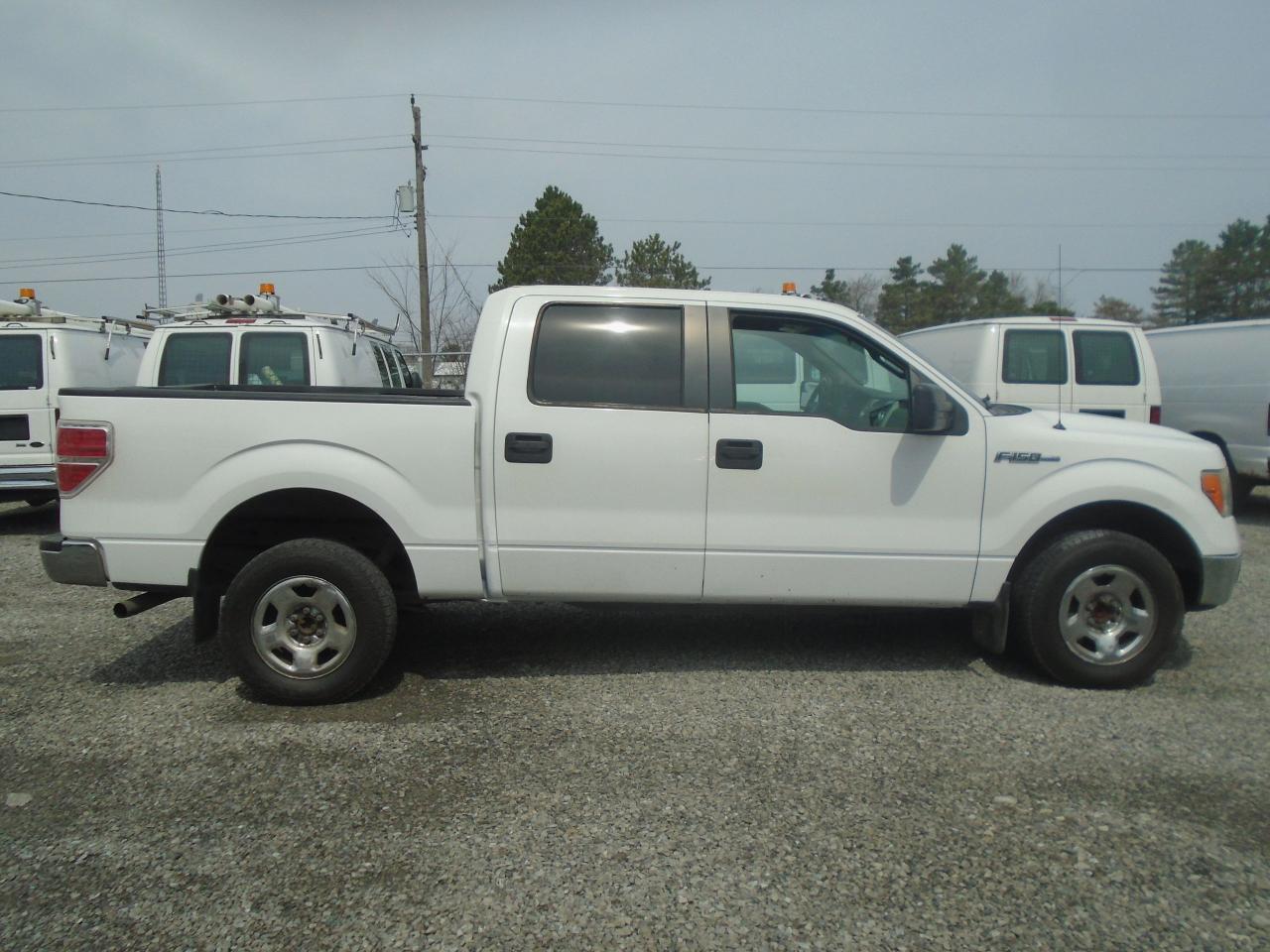2012 Ford F-150 2WD Supercrew 145  XLT - Photo #4