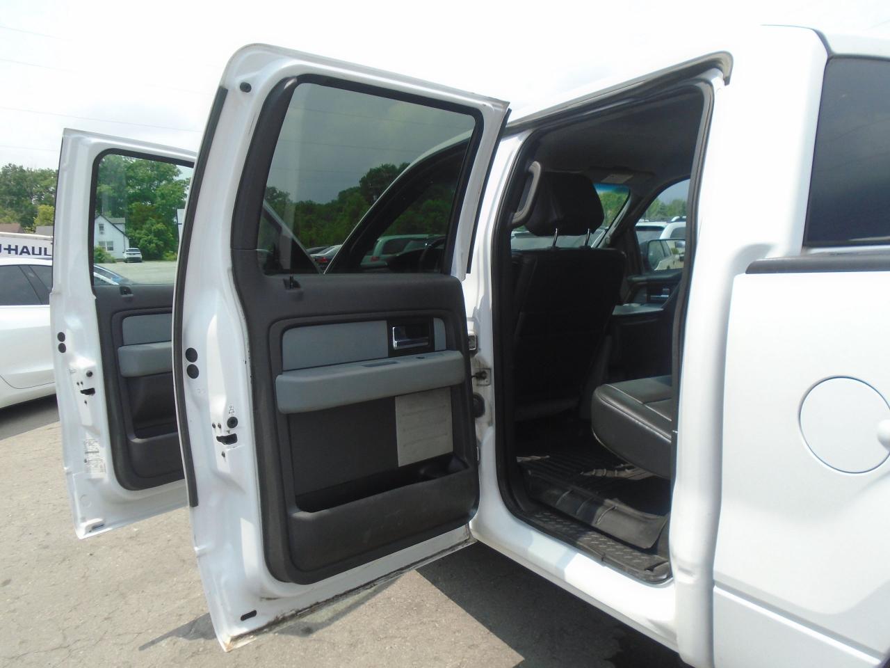 2012 Ford F-150 2WD Supercrew 145  XLT - Photo #16