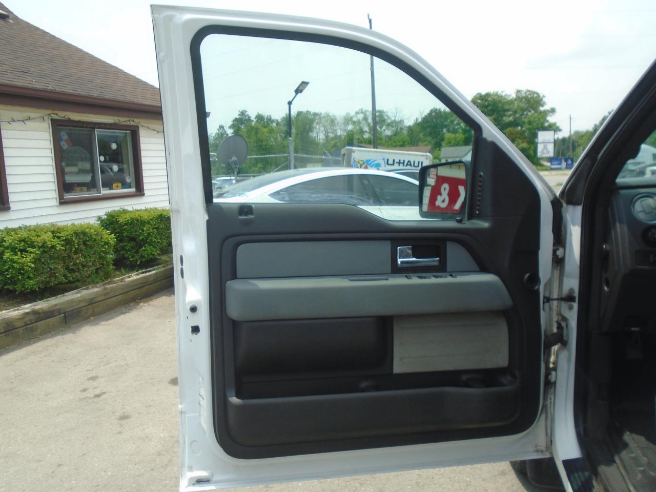 2012 Ford F-150 2WD Supercrew 145  XLT - Photo #10