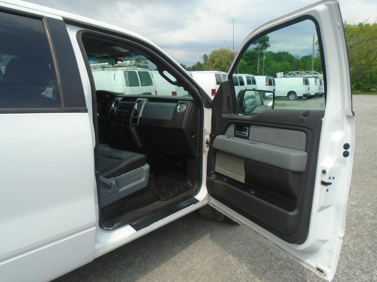 2012 Ford F-150 2WD Supercrew 145  XLT - Photo #15
