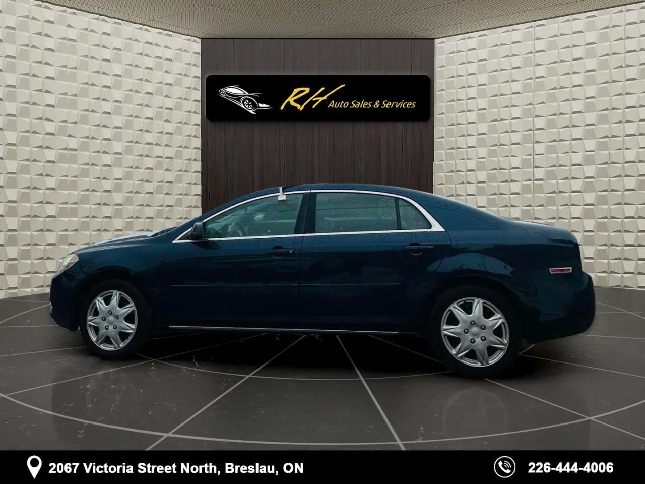 2010 Chevrolet Malibu  - Photo #6