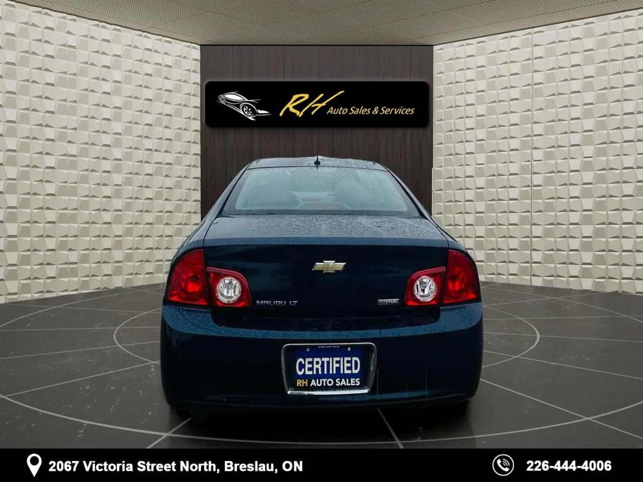 2010 Chevrolet Malibu  - Photo #4