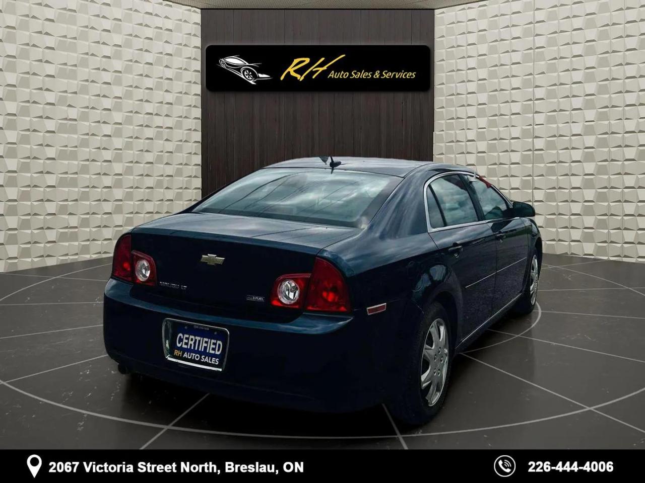 2010 Chevrolet Malibu  - Photo #3