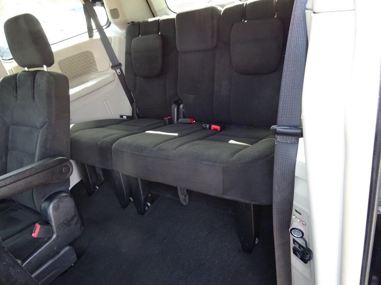 2016 Dodge Grand Caravan Crew - Photo #10