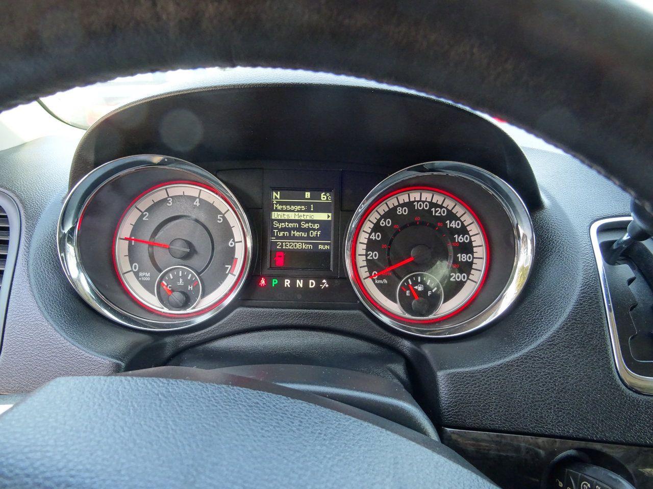 2016 Dodge Grand Caravan Crew - Photo #14