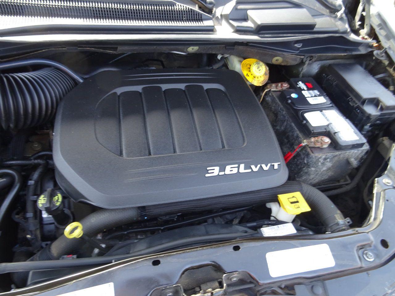 2016 Dodge Grand Caravan Crew - Photo #18