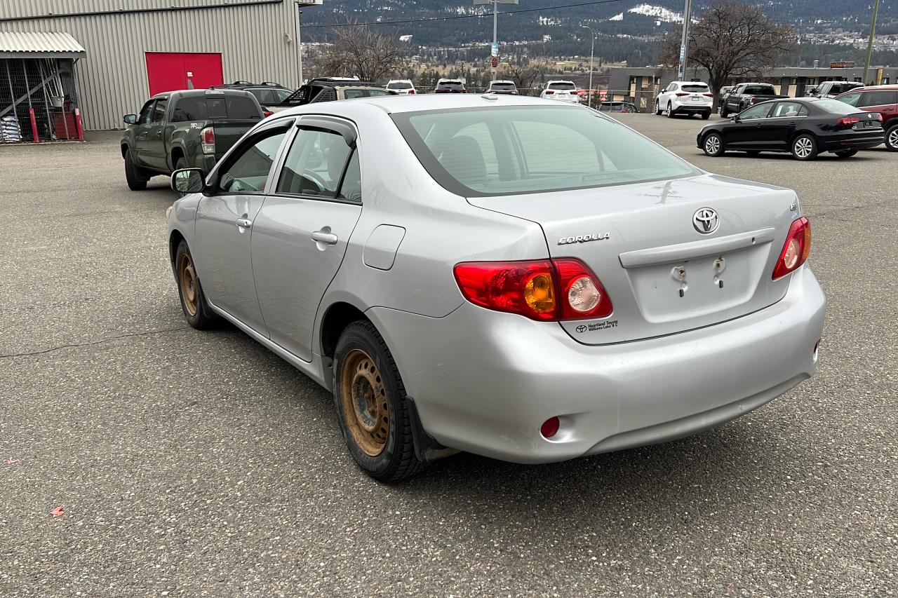 2010 Toyota Corolla /S/LE/XLE Base Photo4