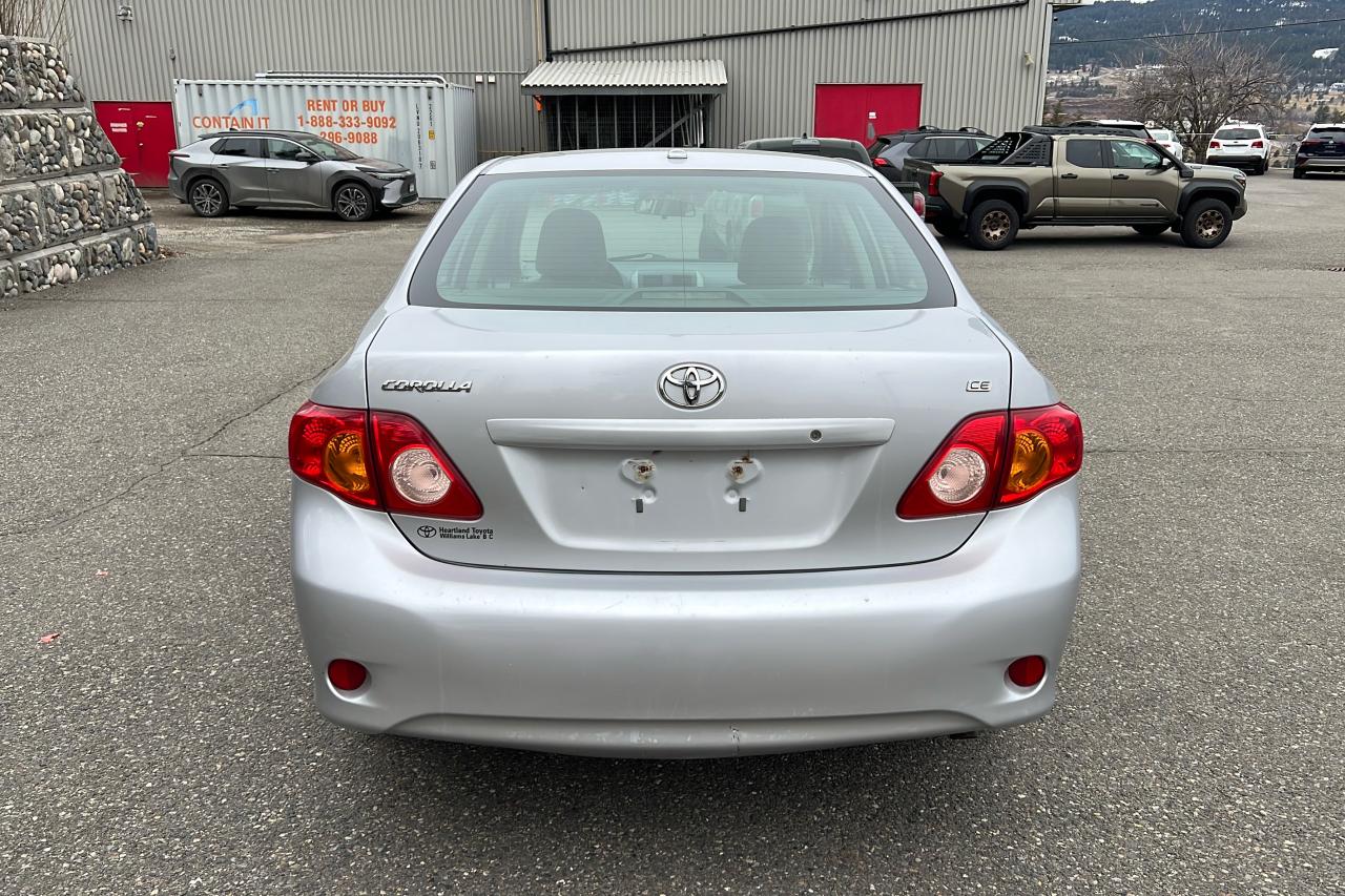 2010 Toyota Corolla /S/LE/XLE Base Photo