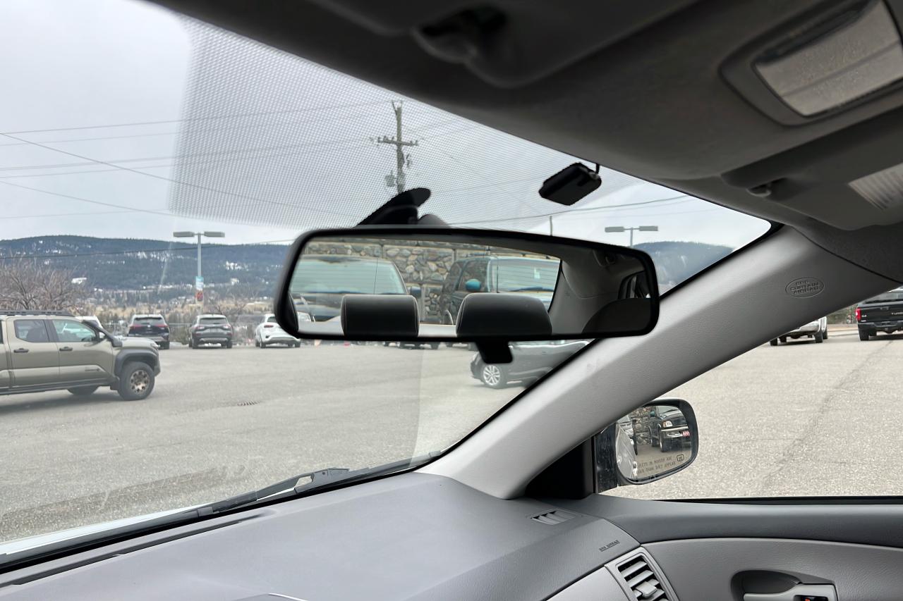 2010 Toyota Corolla /S/LE/XLE Base Photo