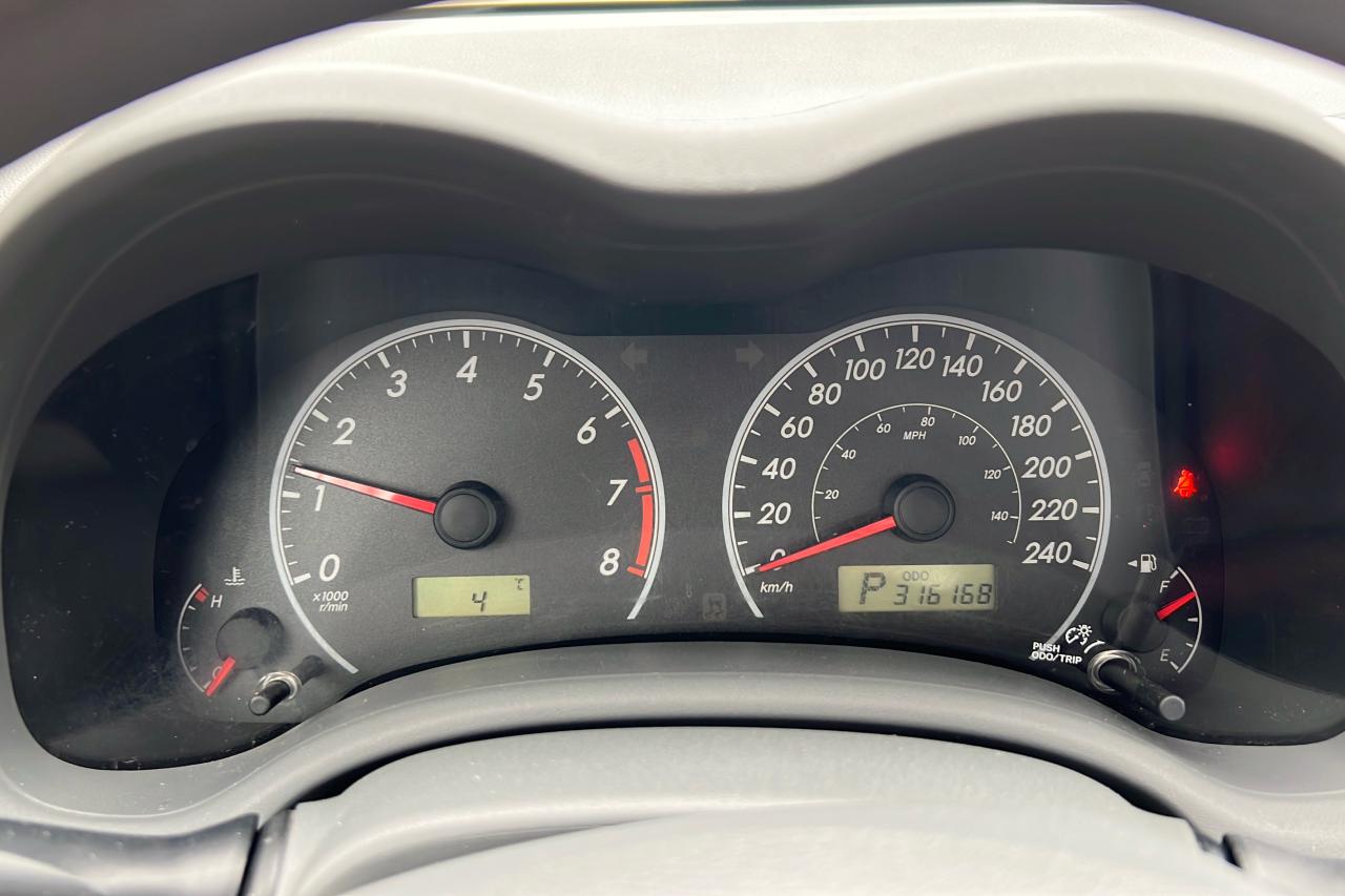 2010 Toyota Corolla /S/LE/XLE Base Photo