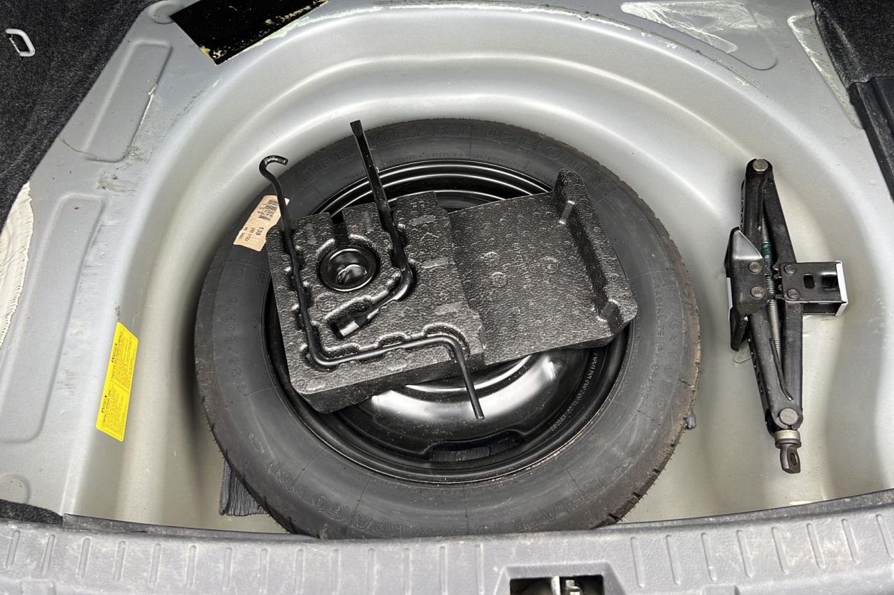 2010 Toyota Corolla /S/LE/XLE Base Photo