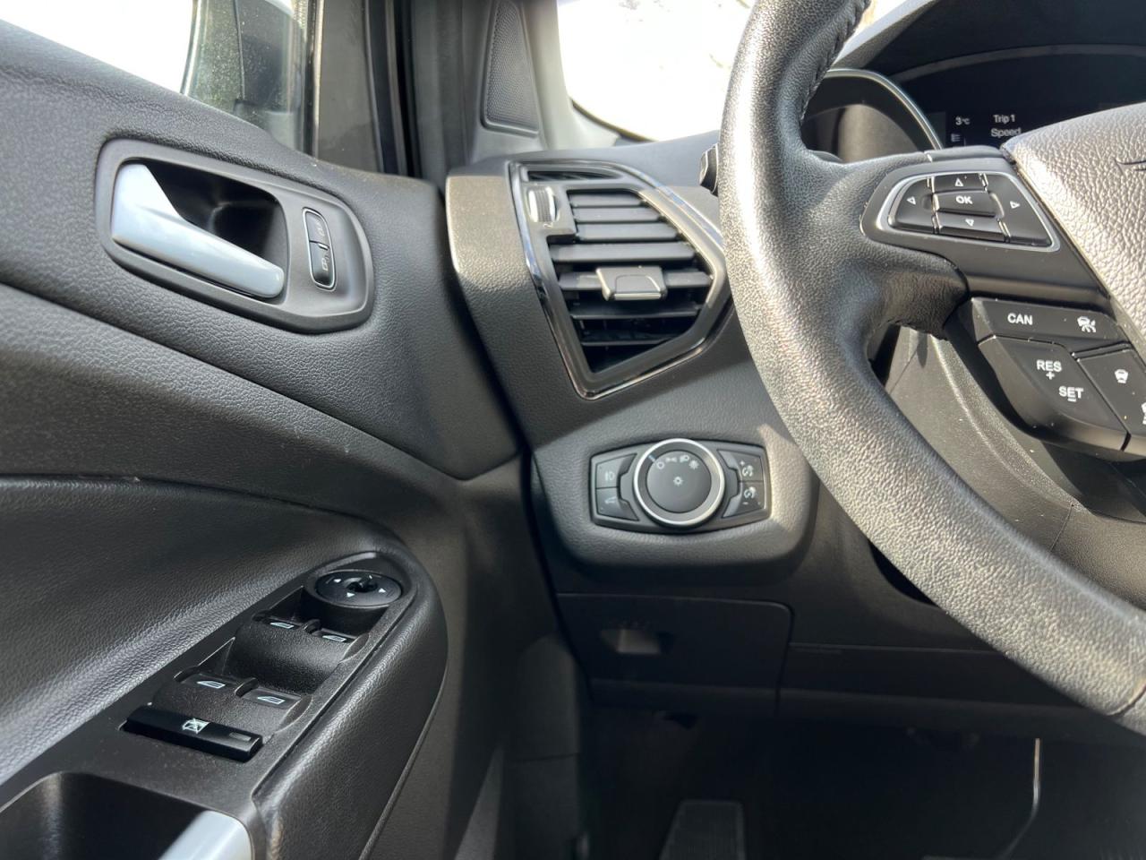 2018 Ford Escape SEL 4WD - Photo #21