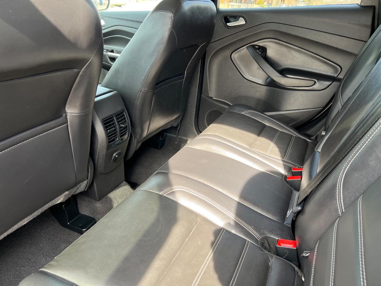 2018 Ford Escape SEL 4WD - Photo #13