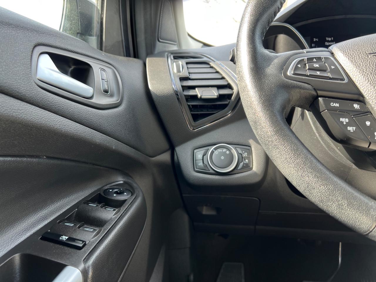 2018 Ford Escape SEL 4WD - Photo #21