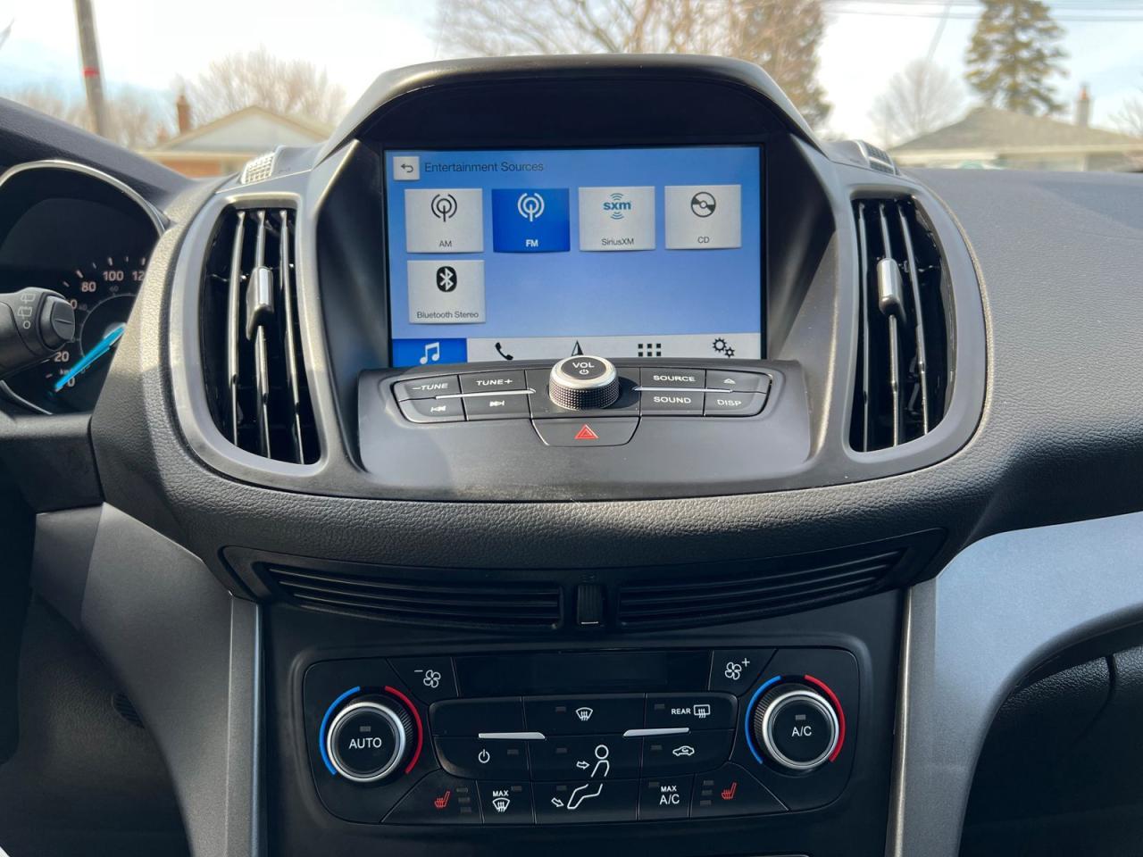 2018 Ford Escape SEL 4WD - Photo #30