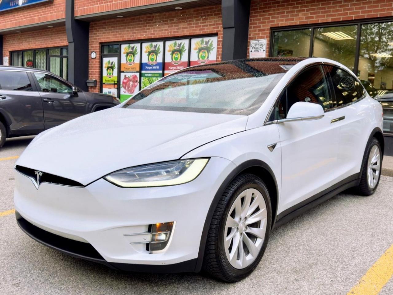 Used 2021 Tesla Model X Long Range Plus for sale in Concord, ON