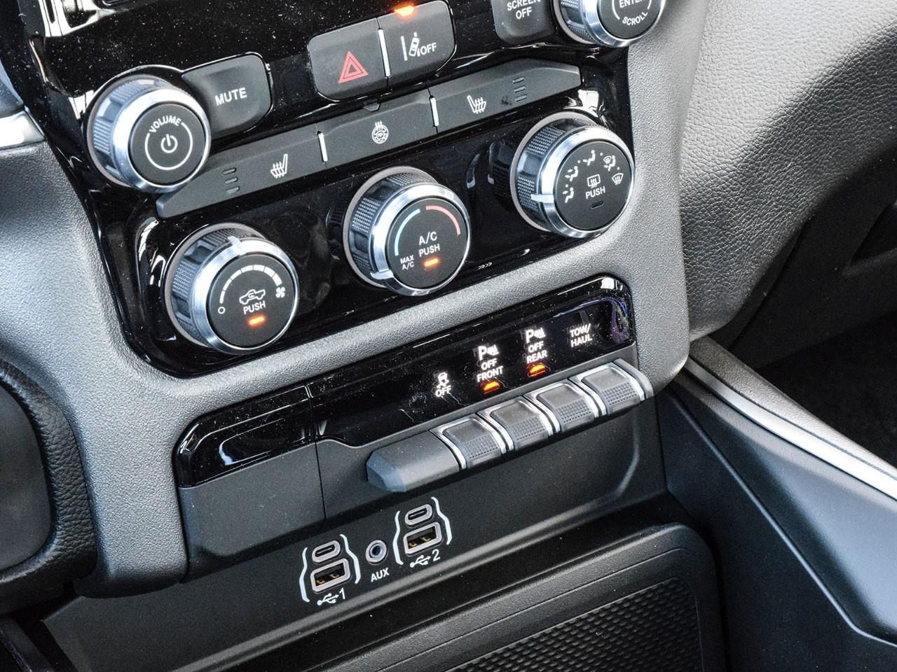 2025 RAM 1500 Big Horn 4x4 Crew Cab 5'7" Box Photo