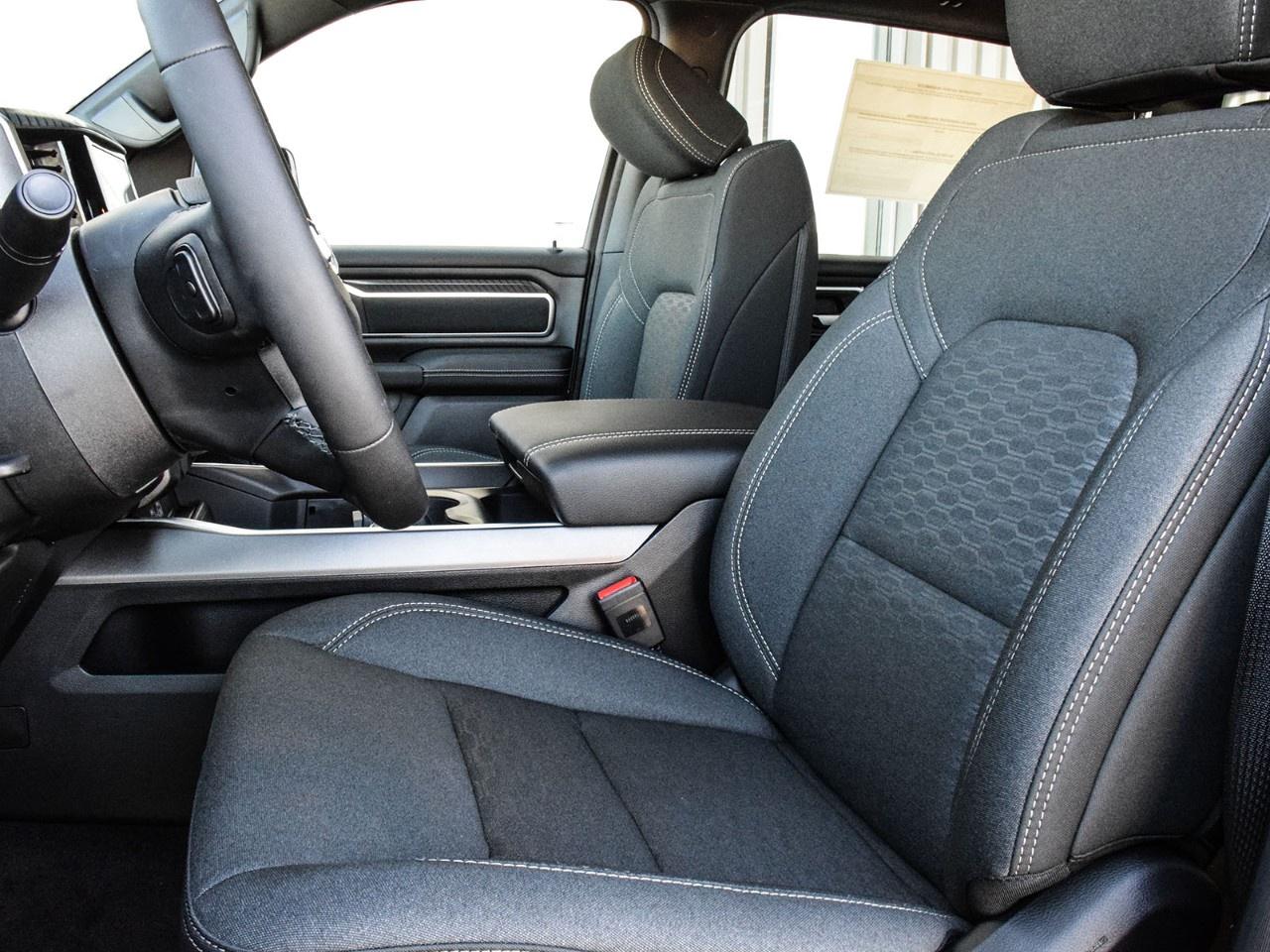 2025 RAM 1500 Big Horn 4x4 Crew Cab 5'7" Box Photo