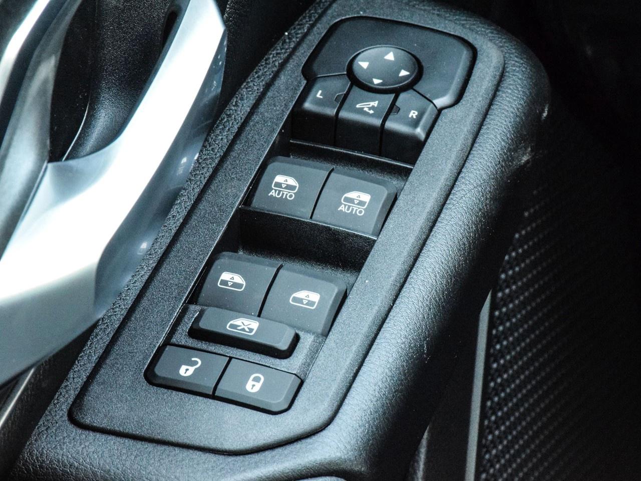 2025 RAM 1500 Big Horn 4x4 Crew Cab 5'7" Box Photo