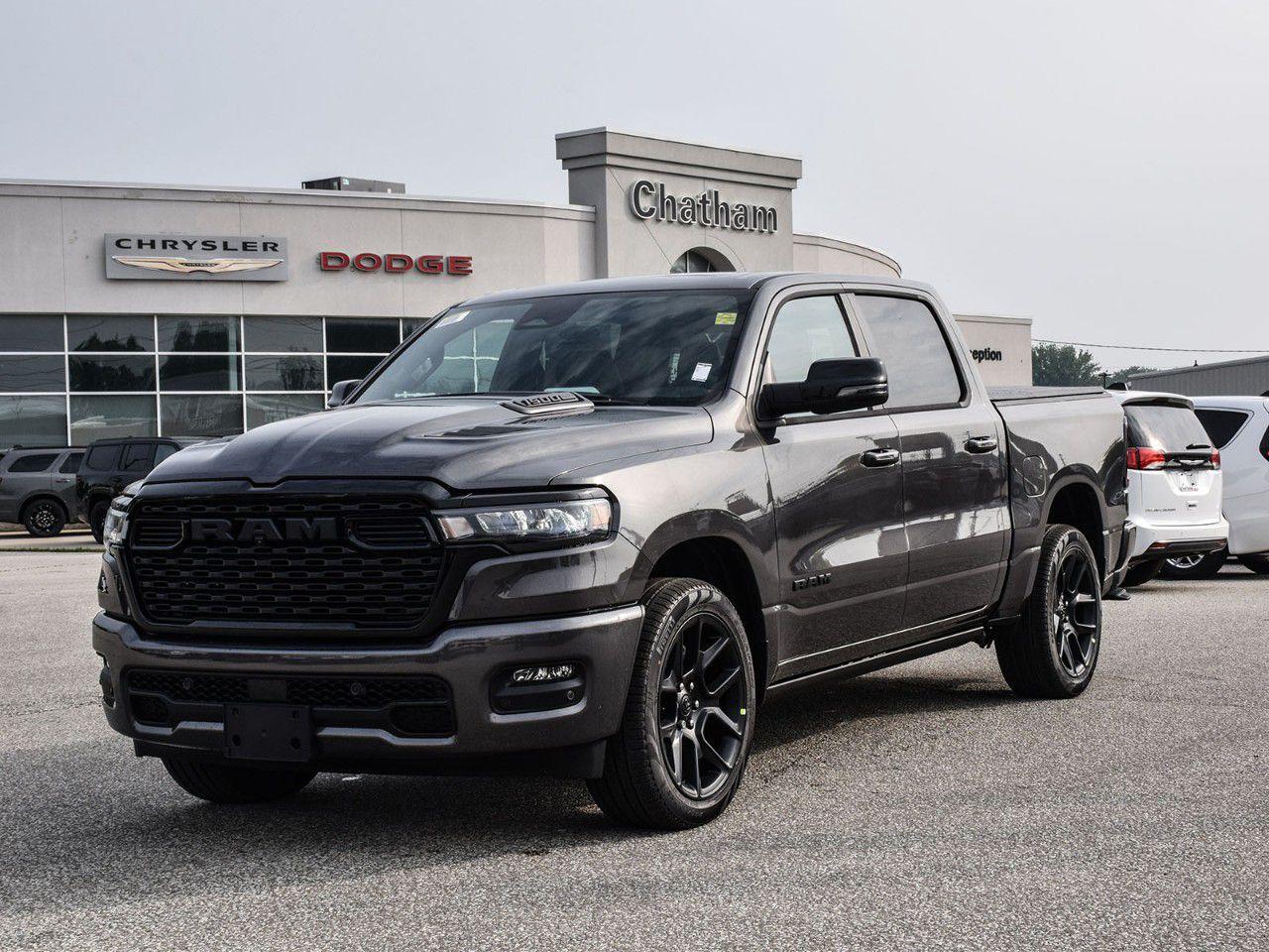 New 2025 RAM 1500 SPORT 4X4 CREW CAB 5'7