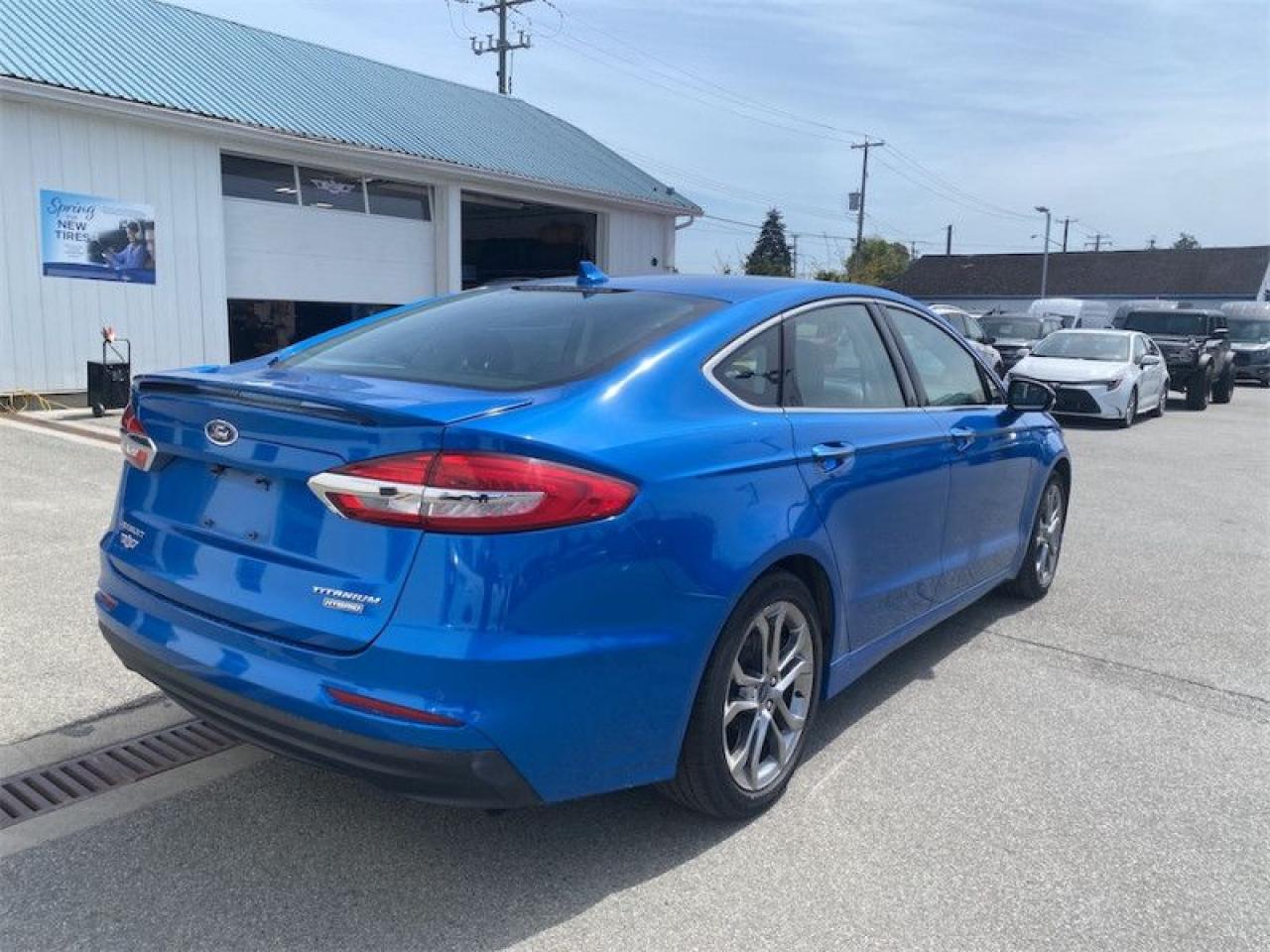 2020 Ford Fusion Hybrid Titanium  - Leather Seats Photo5