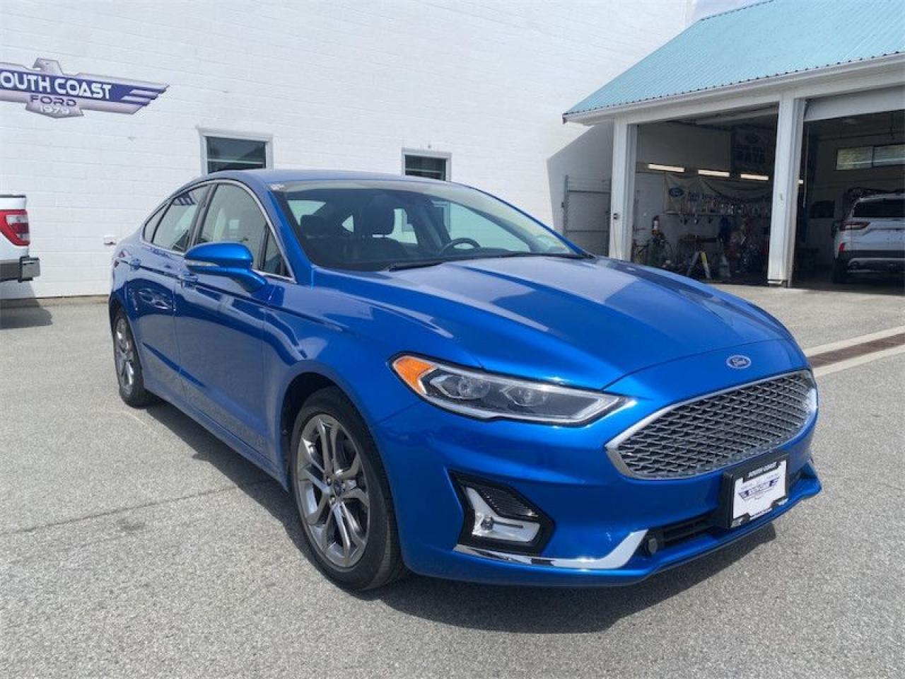 2020 Ford Fusion Hybrid Titanium  - Leather Seats Photo5