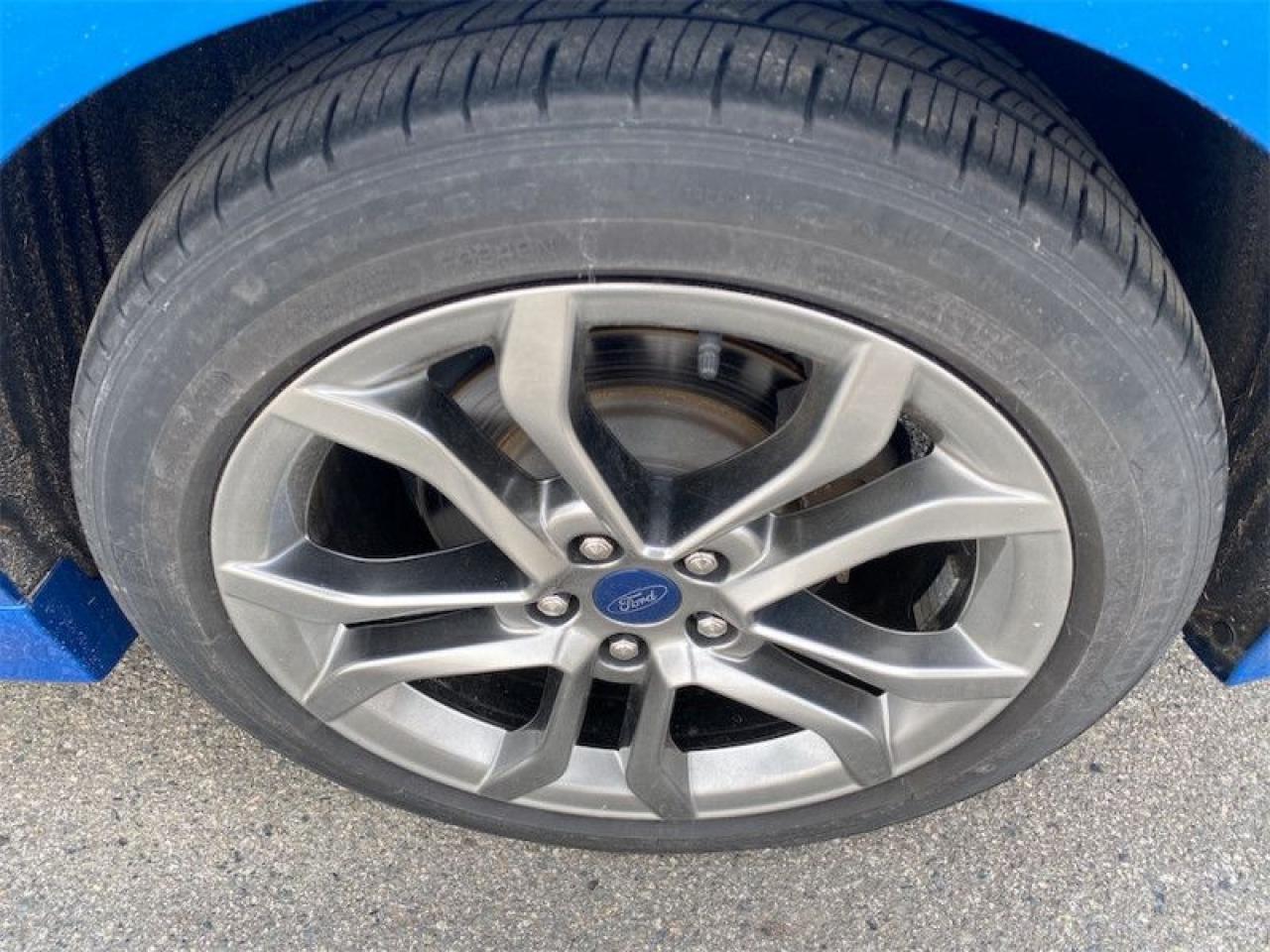 2020 Ford Fusion Hybrid Titanium  - Leather Seats Photo5