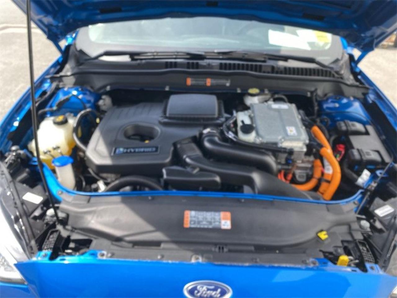 2020 Ford Fusion Hybrid Titanium  - Leather Seats Photo5