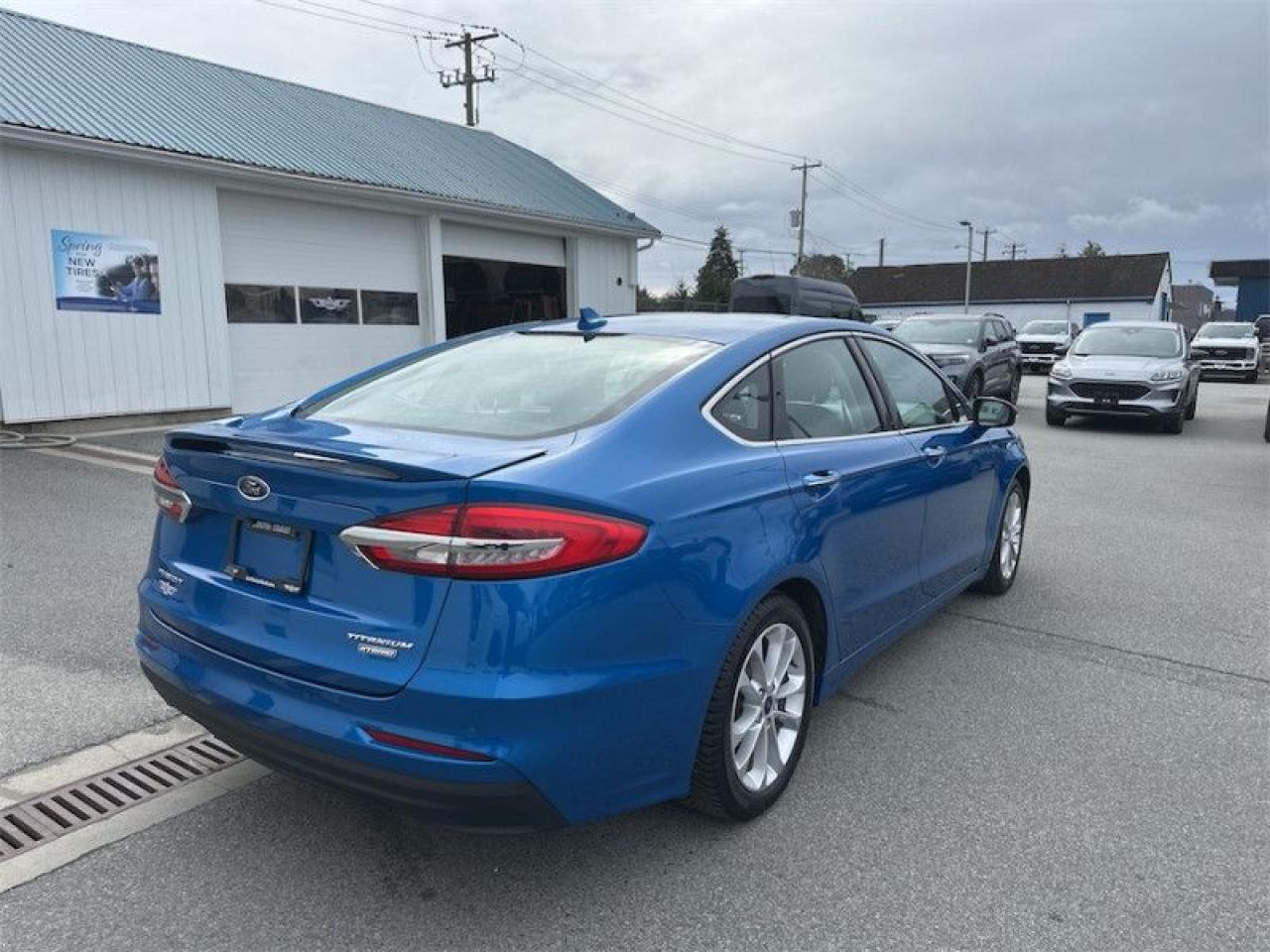 2020 Ford Fusion Hybrid Titanium  - Leather Seats Photo4