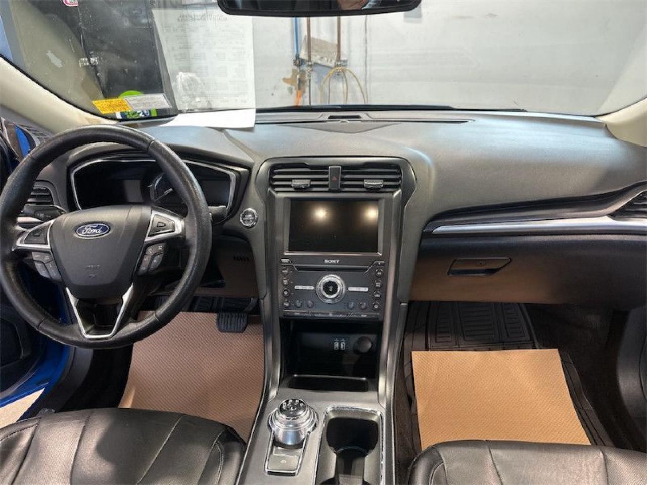 2020 Ford Fusion Hybrid Titanium  - Leather Seats Photo5