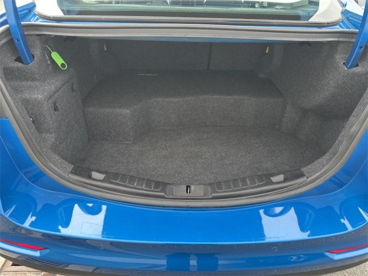 2020 Ford Fusion Hybrid Titanium  - Leather Seats Photo5