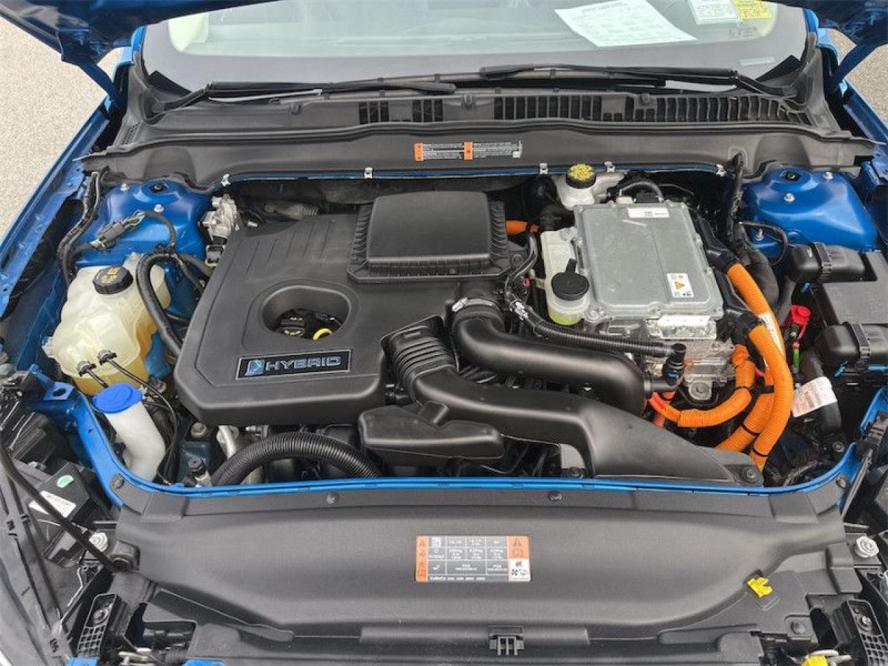 2020 Ford Fusion Hybrid Titanium  - Leather Seats Photo5