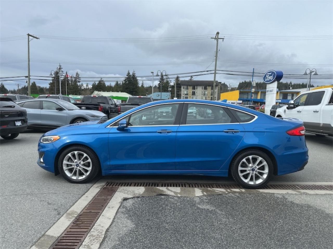 2020 Ford Fusion Hybrid Titanium  - Leather Seats Photo1