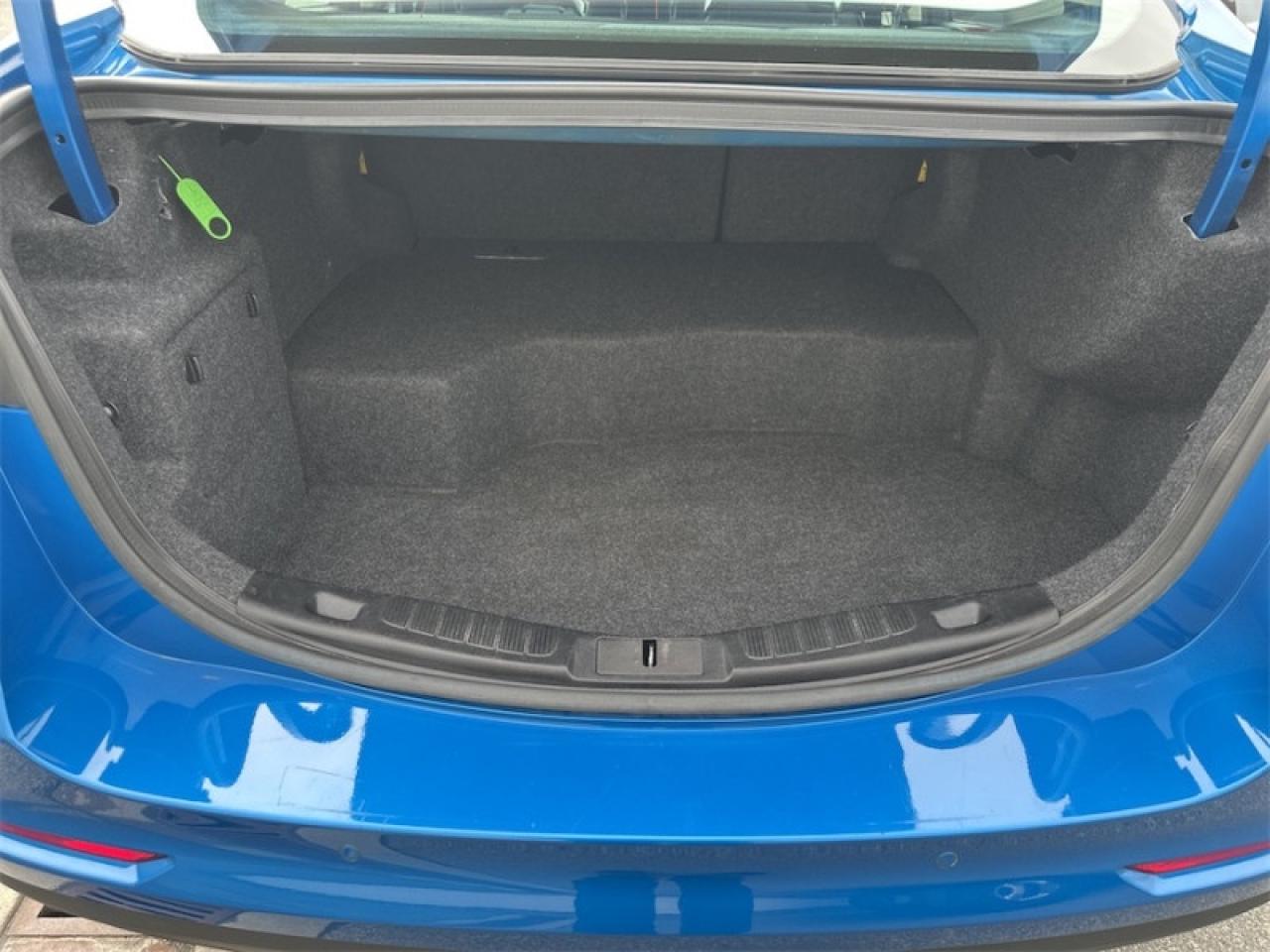 2020 Ford Fusion Hybrid Titanium  - Leather Seats Photo5