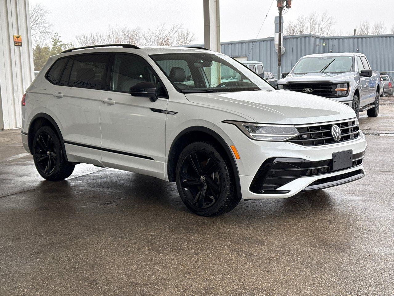 2024 Volkswagen Tiguan  - Photo #9