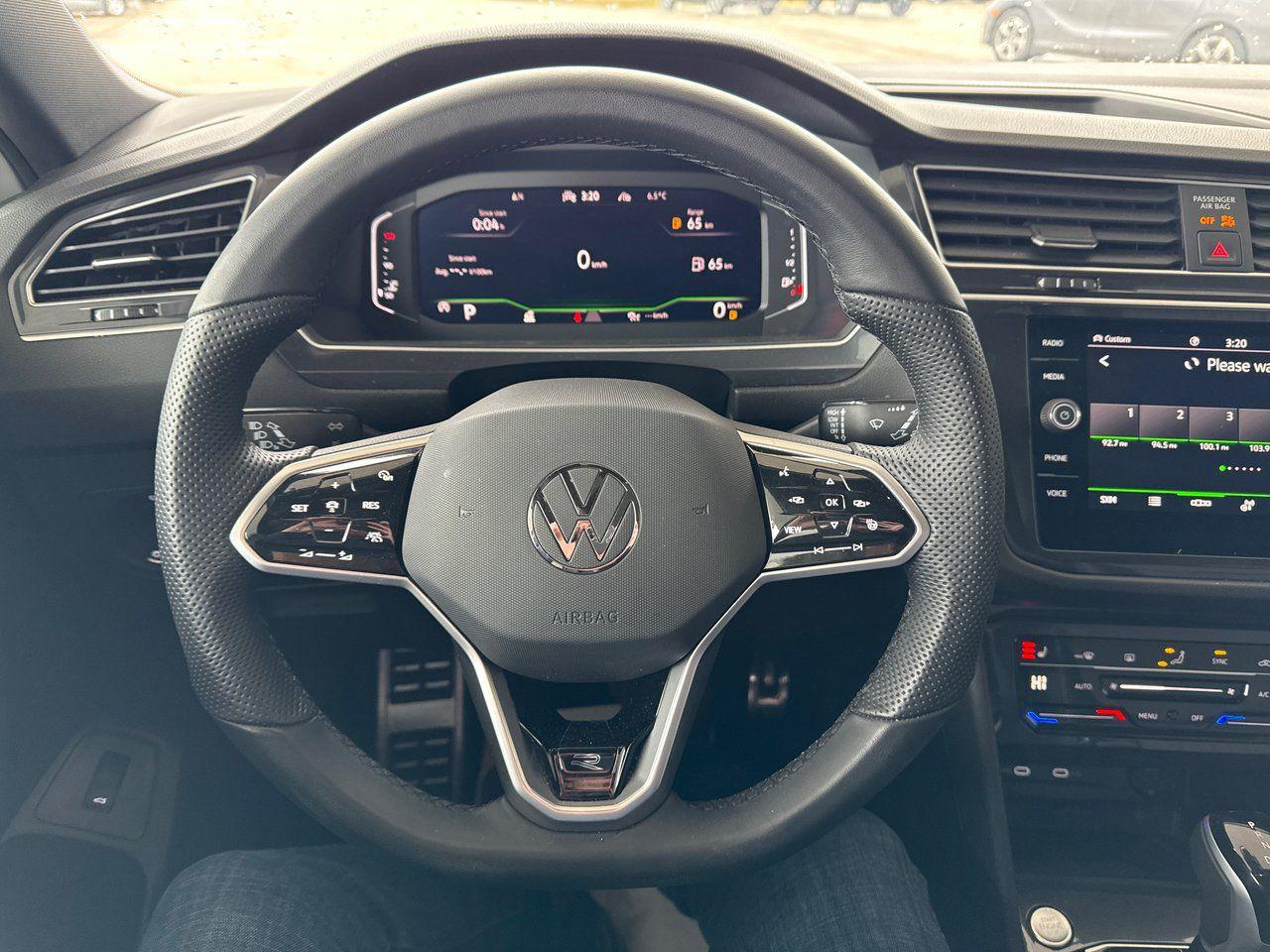 2024 Volkswagen Tiguan  - Photo #16