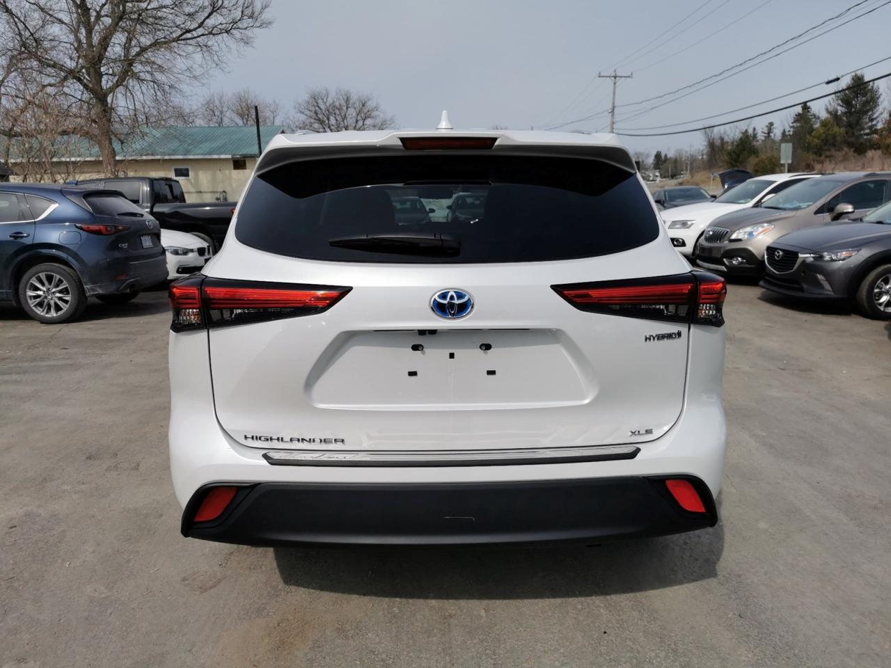2023 Toyota Highlander HYBRID AWD - Photo #4