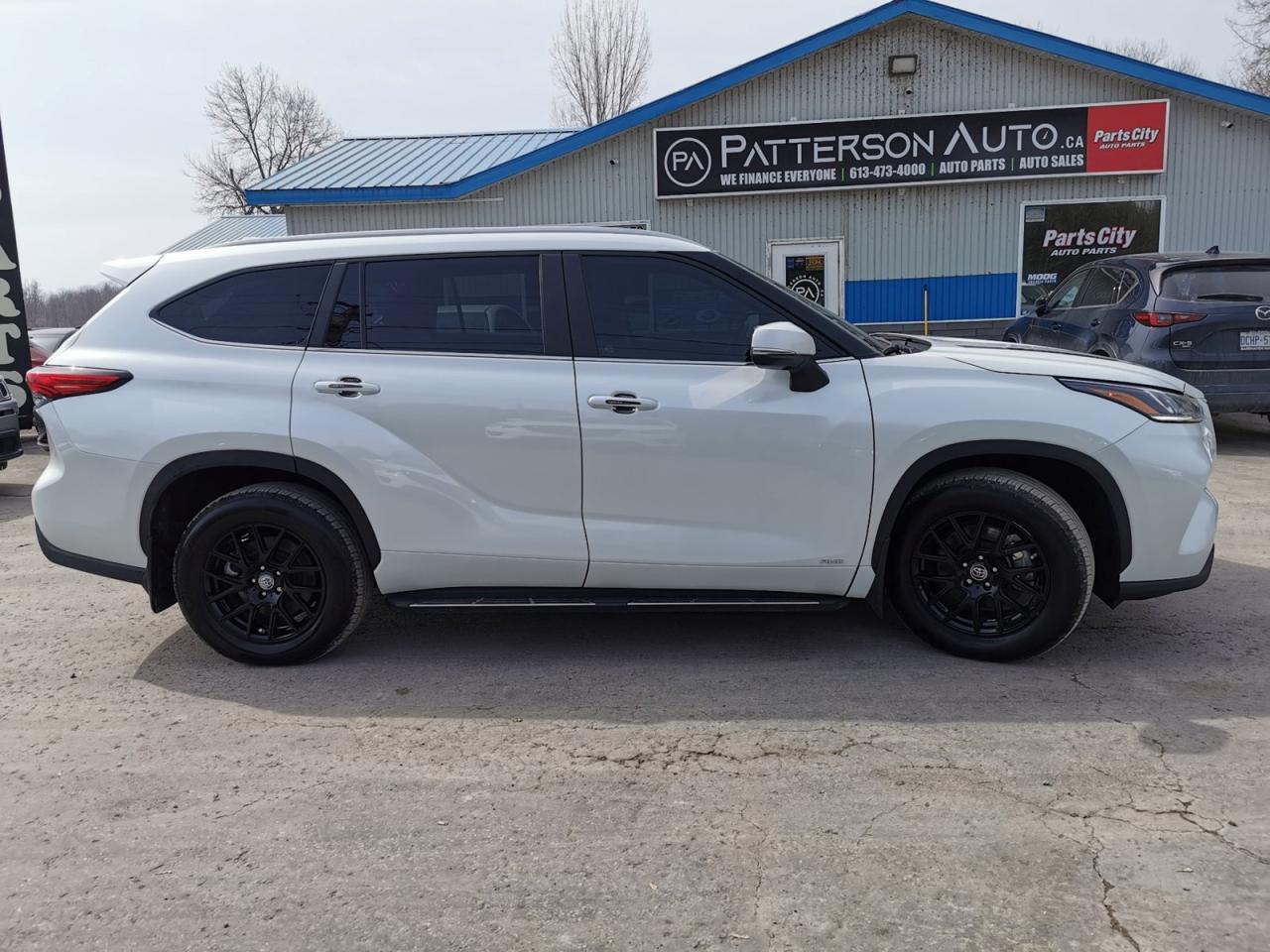 2023 Toyota Highlander HYBRID AWD - Photo #6