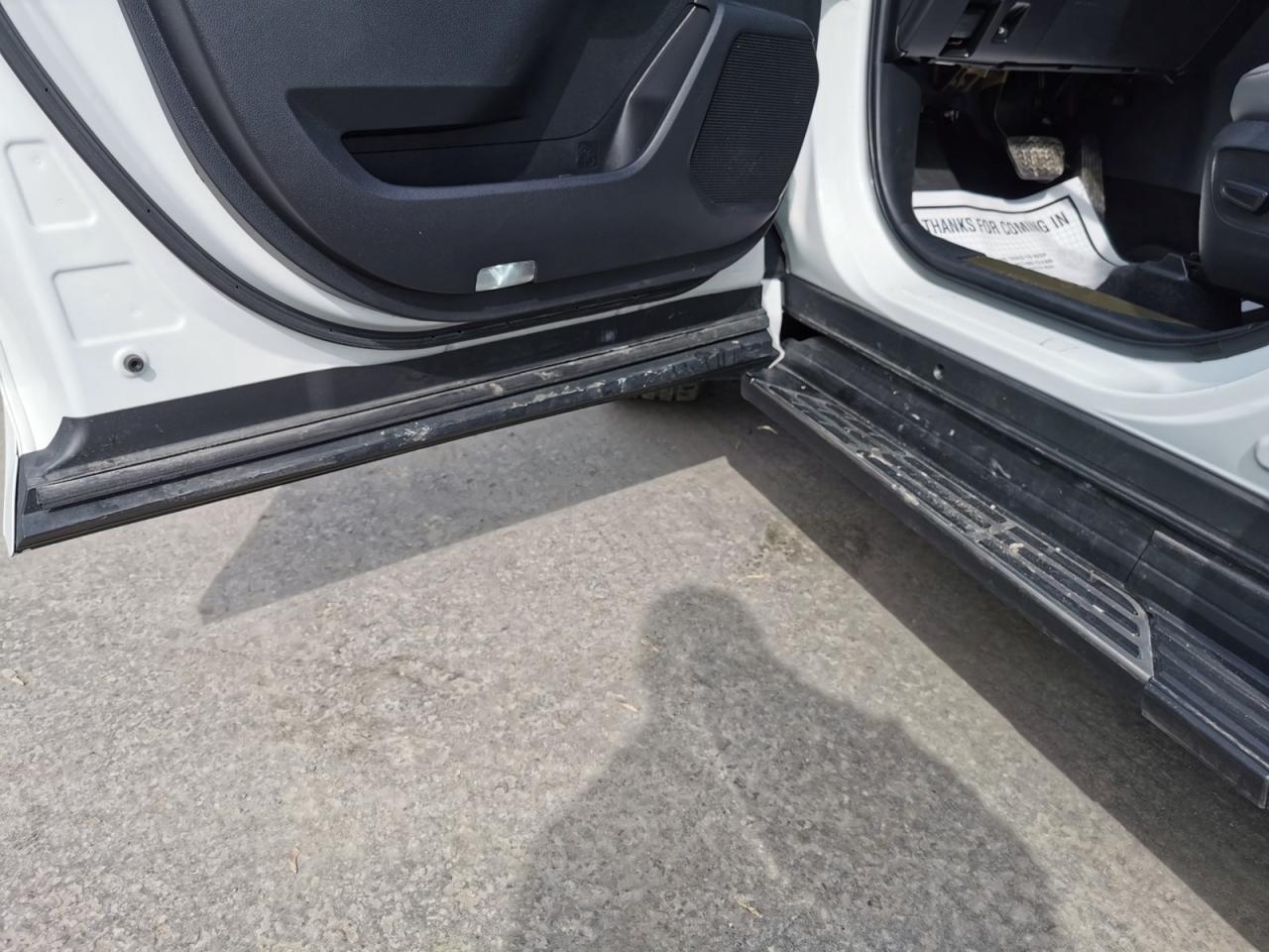 2023 Toyota Highlander HYBRID AWD - Photo #12