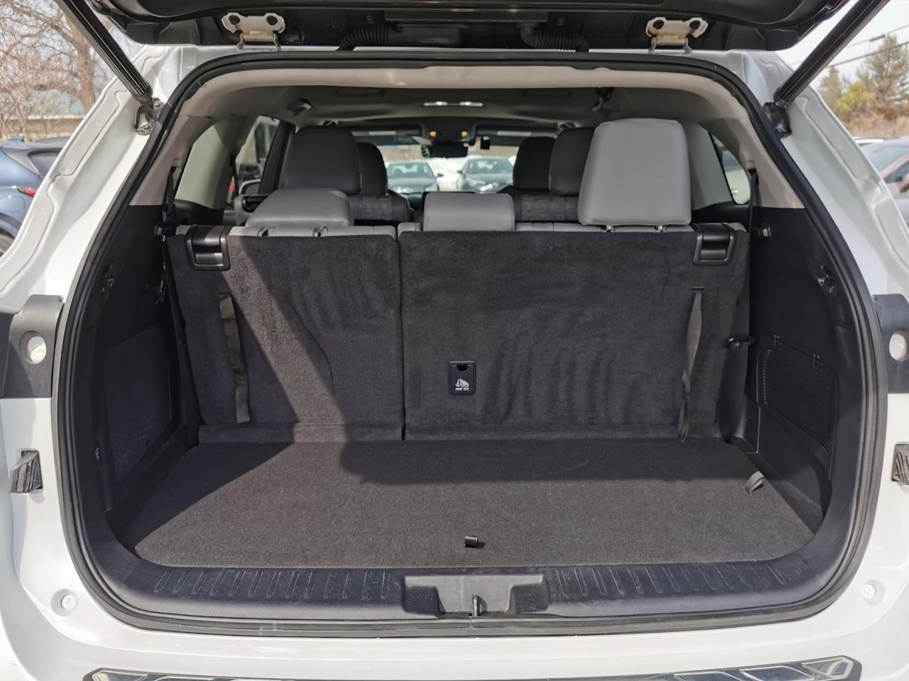 2023 Toyota Highlander HYBRID AWD - Photo #20
