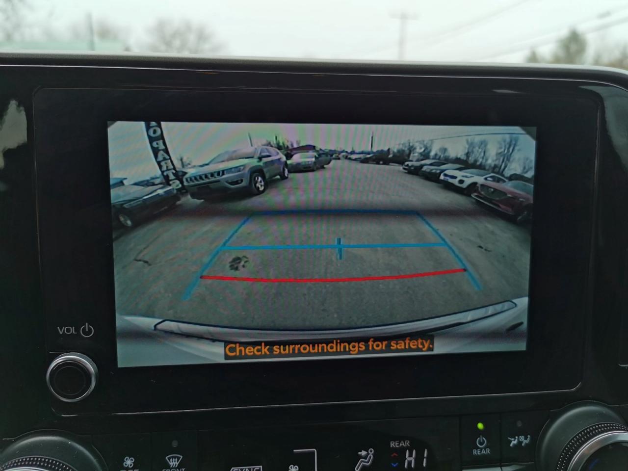 2023 Toyota Highlander HYBRID AWD - Photo #37