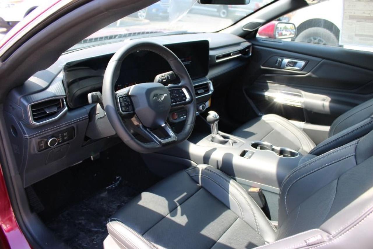 2025 Ford Mustang GT Premium Convertible Photo