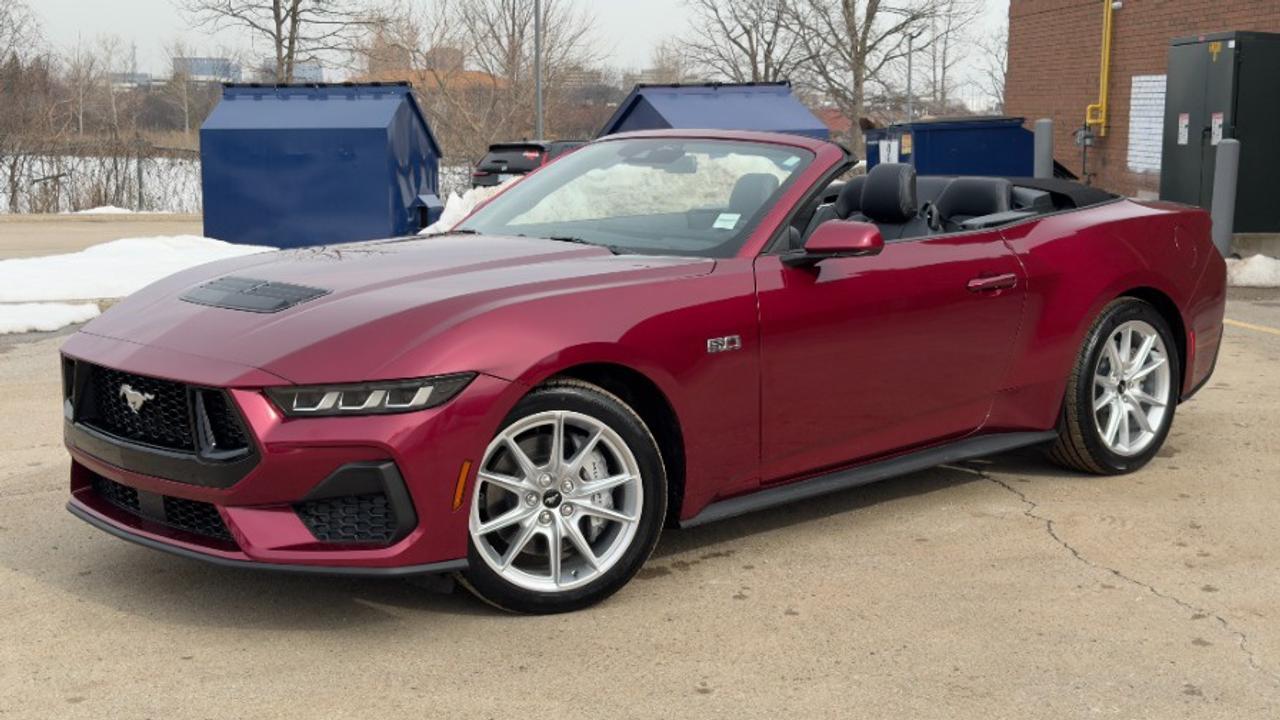 2025 Ford Mustang GT Premium Convertible Photo