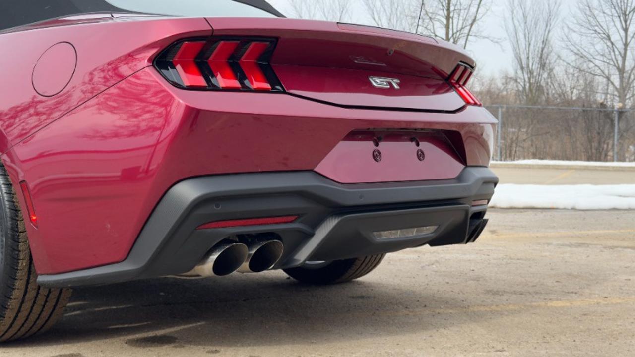 2025 Ford Mustang GT Premium Convertible Photo