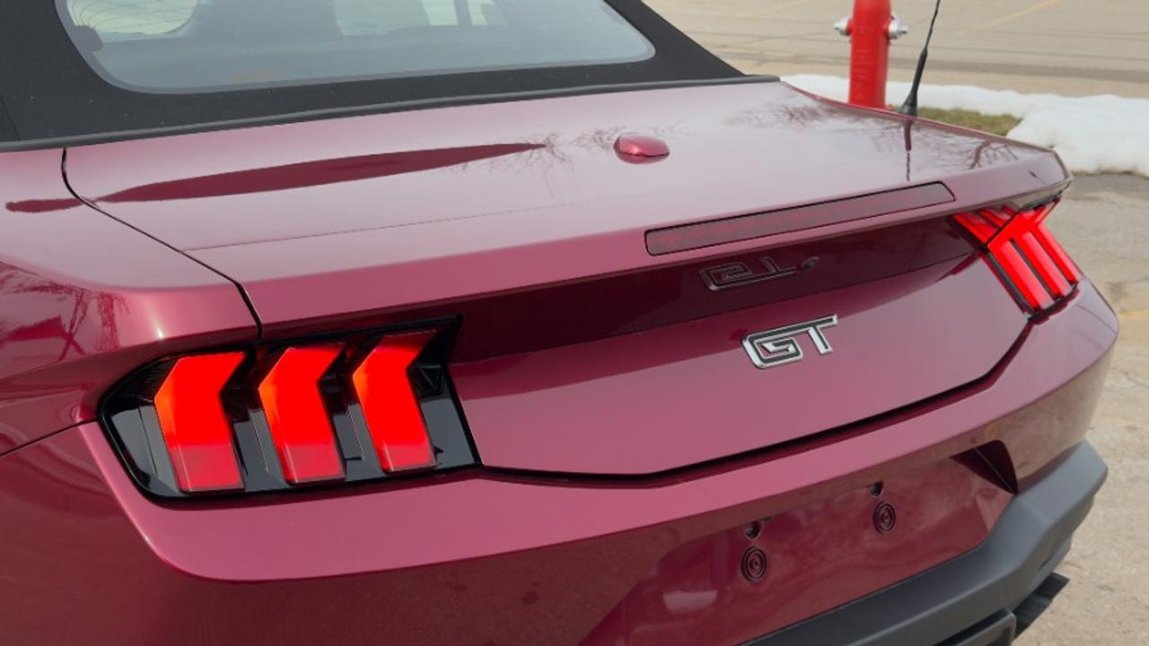 2025 Ford Mustang GT Premium Convertible Photo
