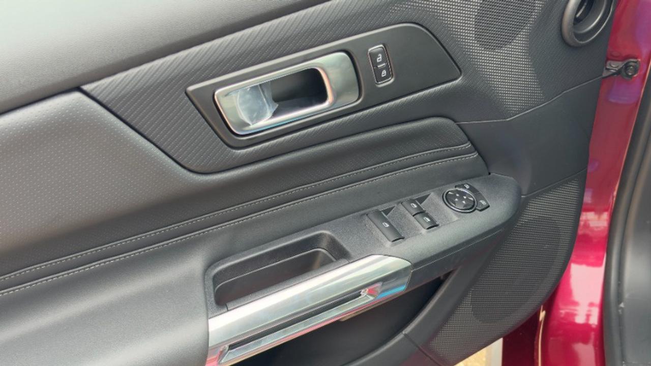 2025 Ford Mustang GT Premium Convertible Photo