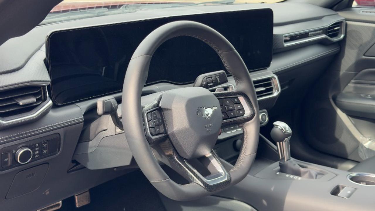 2025 Ford Mustang GT Premium Convertible Photo